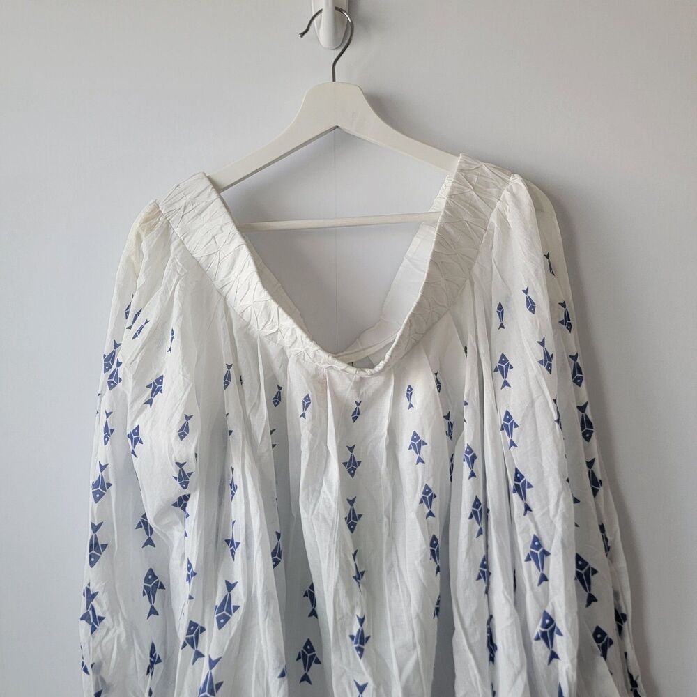 Farm Rio womens off-white graphic fishes off-shoulder blouse size XL breezy - Picture 3 of 10